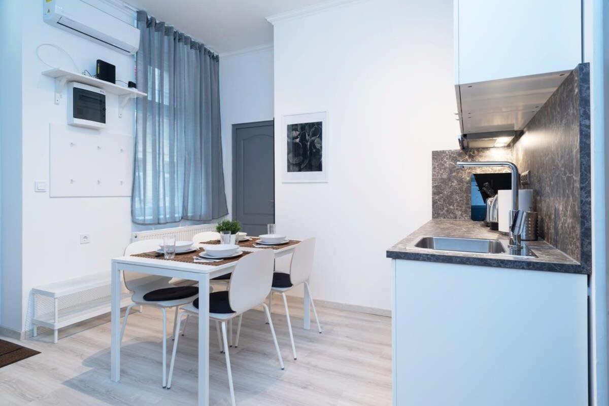 Ideal New Apartment In The Center Budapest Luaran gambar