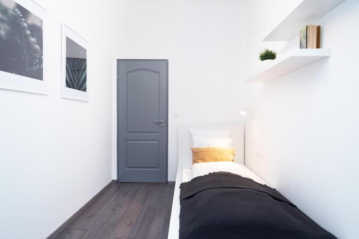 Ideal New Apartment In The Center Budapest Luaran gambar