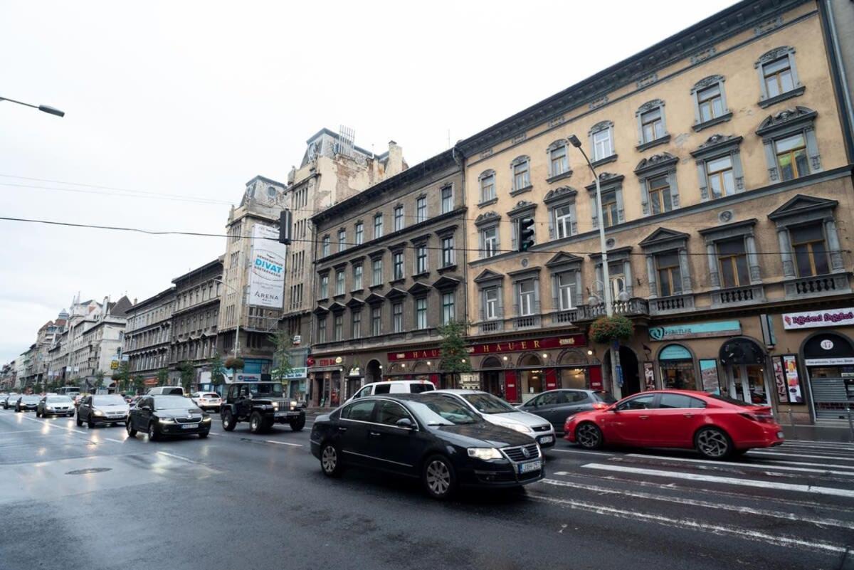 Ideal New Apartment In The Center Budapest Luaran gambar